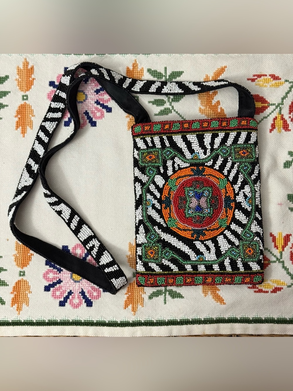 Vintage Cristiana Zebra Mandala Hand Beaded Crossbody Shoulder Bag Purse
